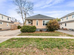 6385 Crawford St, Niagara Falls, ON L2E 5Y9