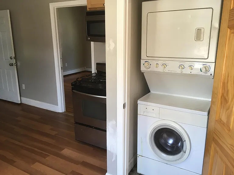 182 Oakland Ave #2 — Photo 4