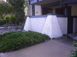 8082 Via De Palmas Ln APT 4, Fair Oaks, CA 95628