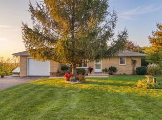 13454 N Cascade Rd, Dubuque, IA 52003