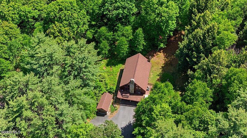 4th image of 130 Gailey Hill Road