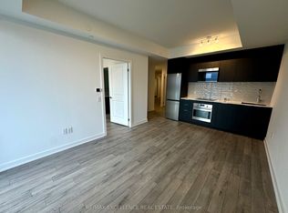 15 Skyridge Dr #413, Brampton, ON L6P 4N9