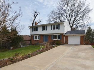 9645 Maury Rd, Fairfax, VA 22032