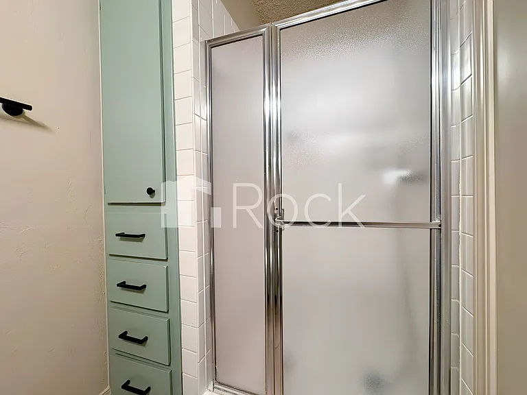 7024 Woodlake Dr — Photo 10