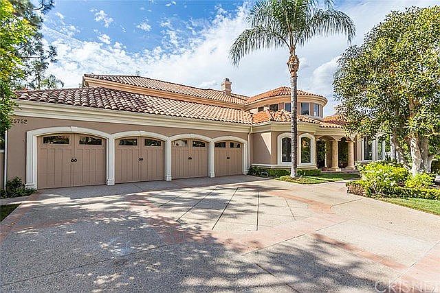 2nd image of 25752 Simpson Pl