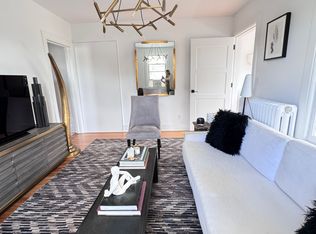 67 Church St #2B, Greenwich, CT 06830