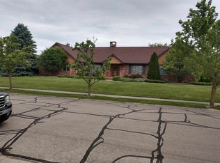 108 Rochester Ct, Decatur, IN 46733