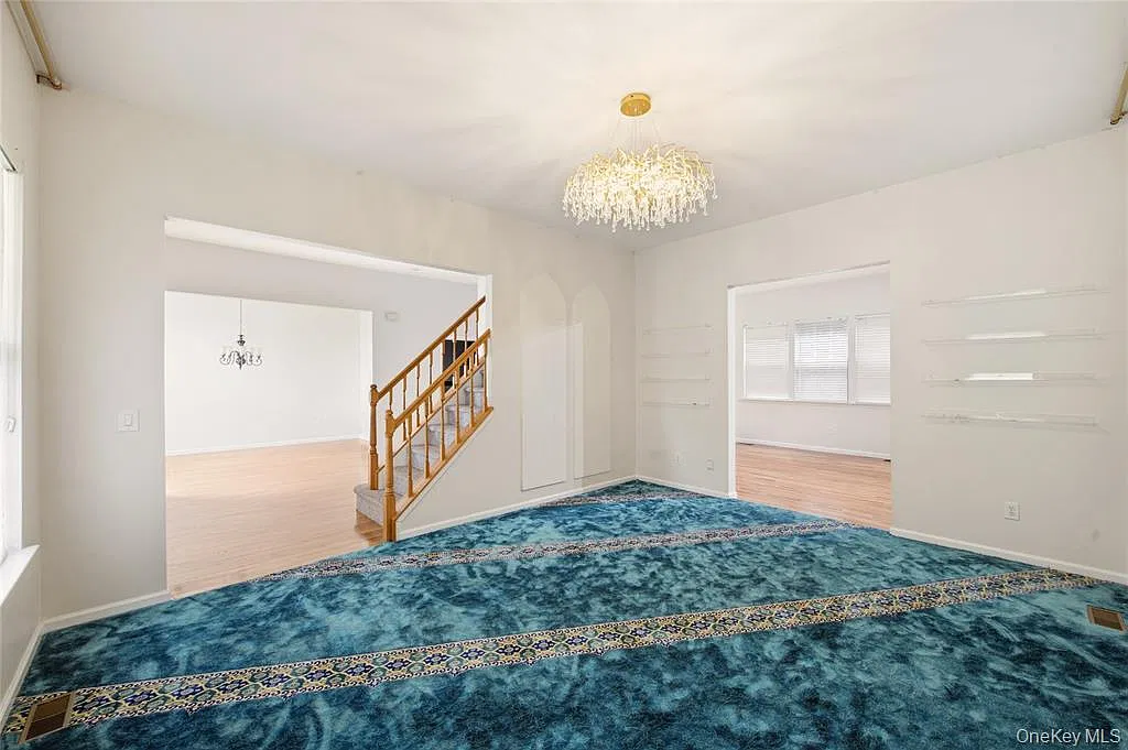 4 bed, 3400 sqft, $7,000 — Photo 3