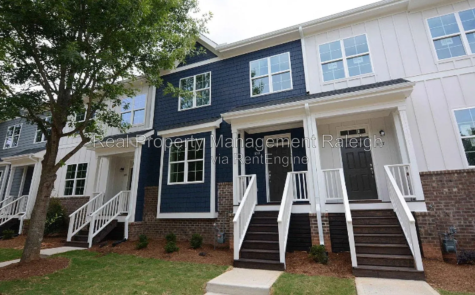 3 bed, 2.5 bath, 1800 sqft, $1,900 — Photo 1