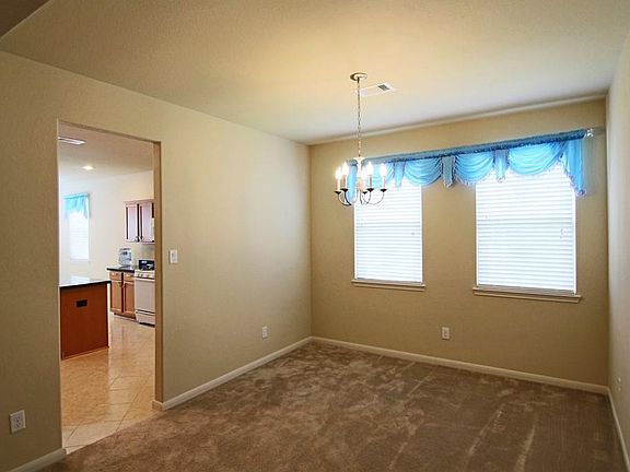 5th image of 12571 Colony Hill Ln