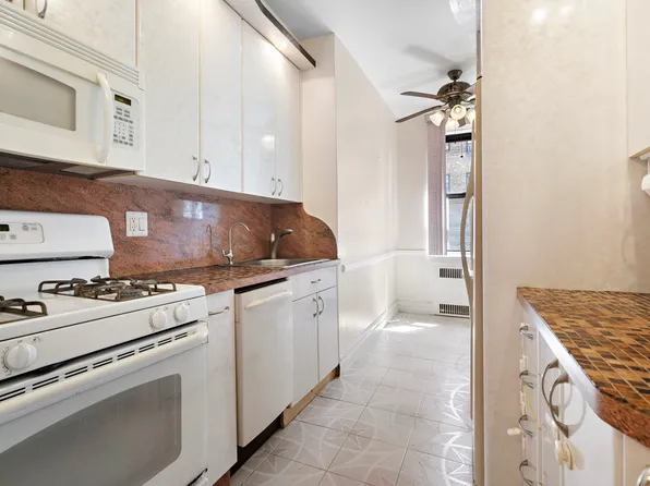 1120 Brighton Beach Avenue image 1 of 10