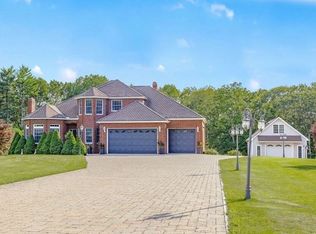 114 Upper Gore Rd, Webster, MA 01570