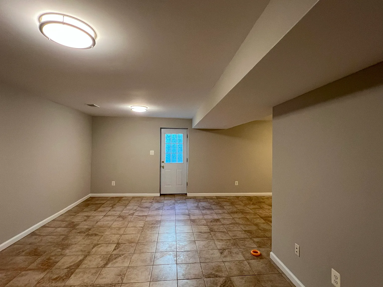 Snowflake Ct, Herndon — Photo 4