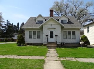 246-248 N Foley Ave, Freeport, IL 61032