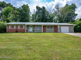 679 Cherrywood Dr, Radcliff, KY