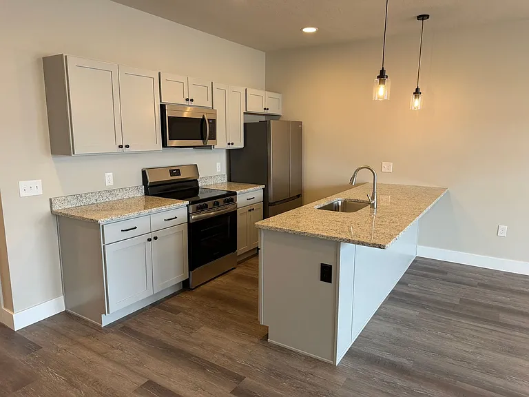 Salem Run Apartments Phase 2 — Photo 250