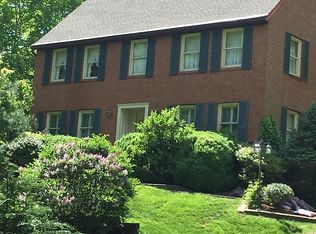 3621 Boy Scout Rd, Ashland, KY 41102