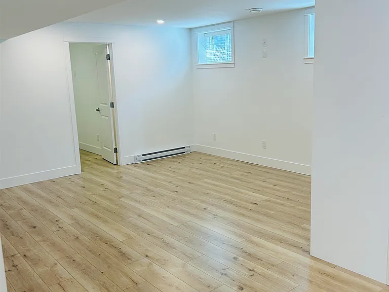 17291 1st Ave — Photo 5