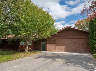 1906 Fraser Dr, Grand Rapids, MN 55744