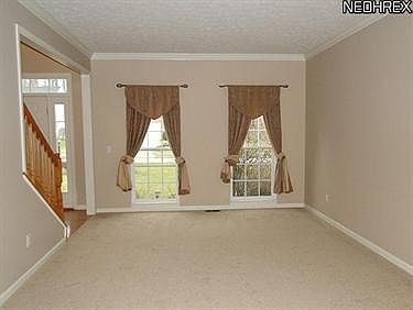 4th image of 5139 Crown Pointe Dr