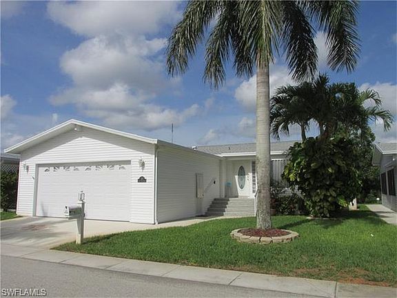 2nd image of 17621 Canal Cove Ct
