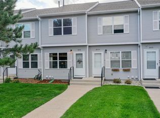 2076 Oakcrest Cir, Castle Rock, CO 80104