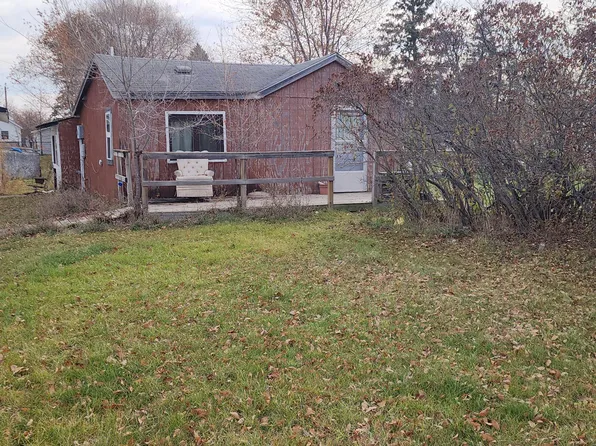 614 4th St NW, Wadena, MN 56482