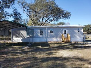 3048 Diana Dr, Zephyrhills, FL 33541