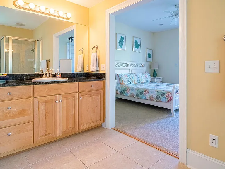 7414 Thomas Dr — Photo 8