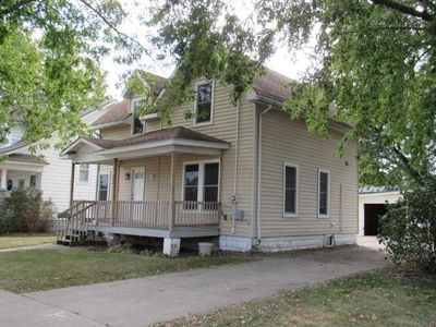 604 New St, Manchester, IA, 52057