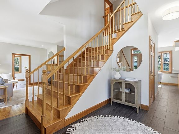 5th image of 133 Fairmount St