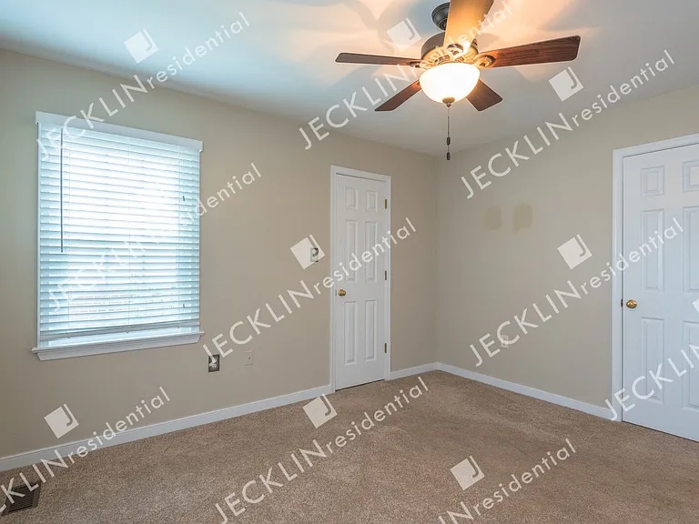 2329 Horsley Dr — Photo 22