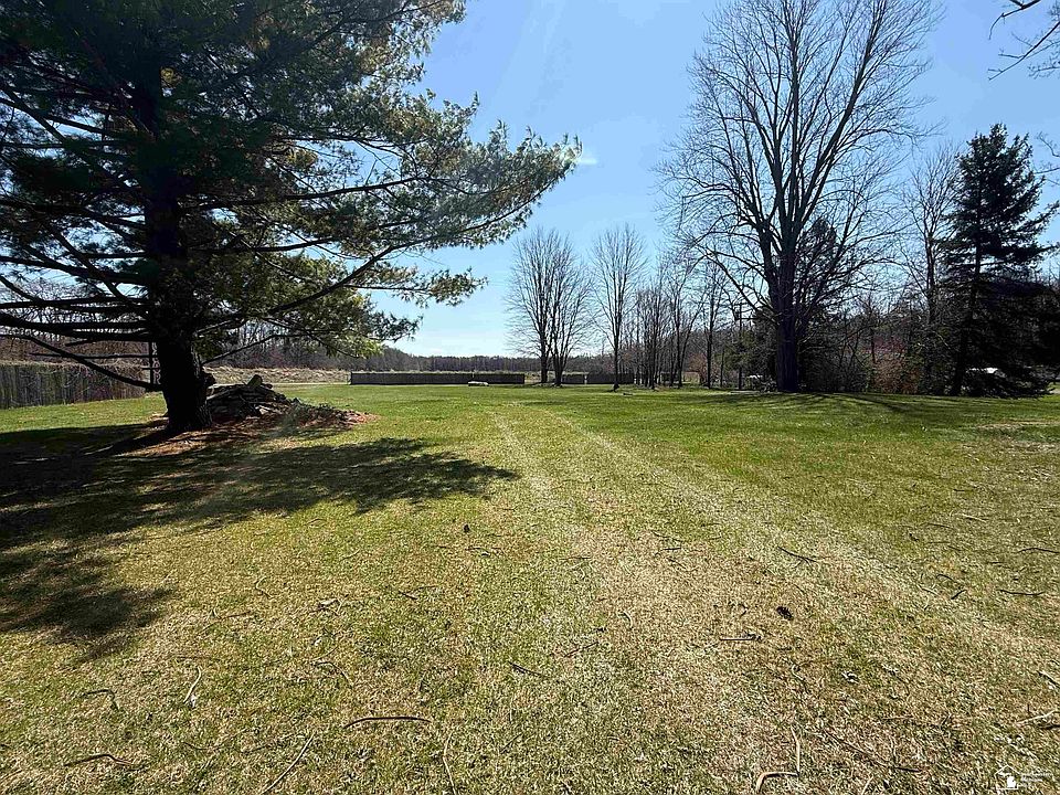 2nd image of 12495 Ostrander Rd