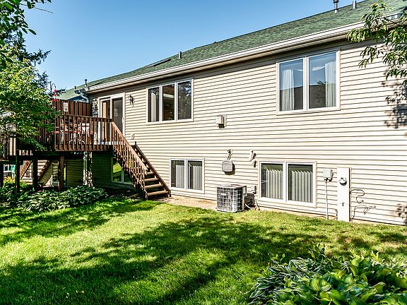 3rd image of 4135 Brookwood Dr