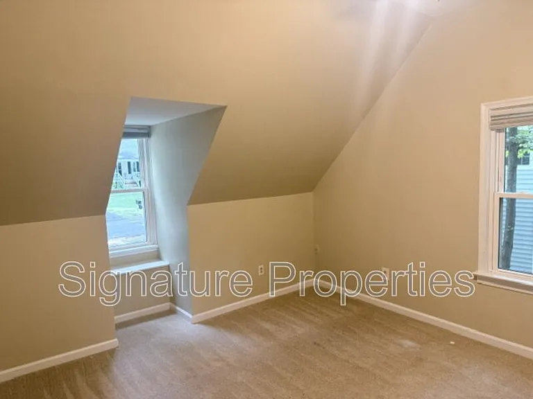 14709 Mill Spring Dr — Photo 13
