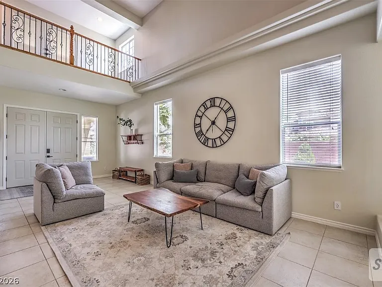 4737 Barcelona Ridge Ct — Photo 4