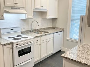 192 School St APT 6, Somerville, MA 02145