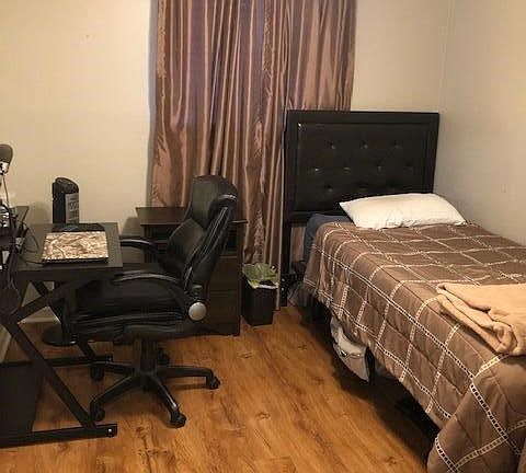 3rd image of 303 Eula Dr