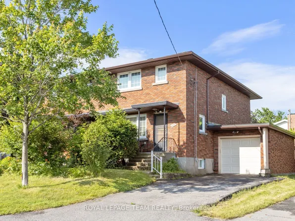 1020 Riddell Ave S, Ottawa, ON K2C 2J5