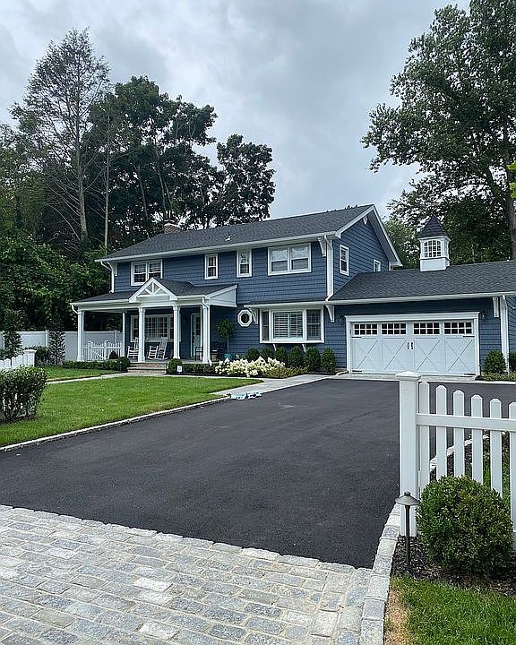 1st image of 5 Dolphin Ln