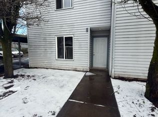 1253 R St APT 1, Springfield, OR 97477