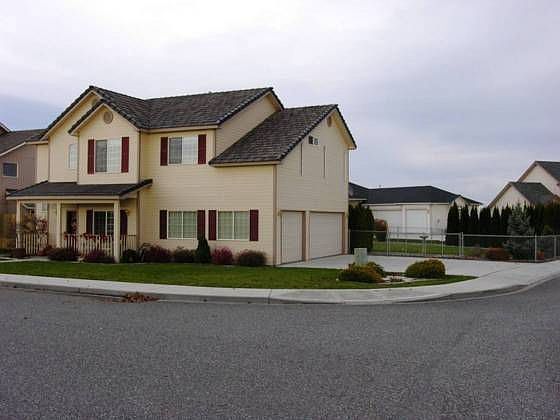 1st image of 2442 N Rhode Island Ct