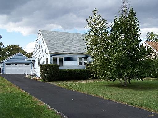2nd image of 3112 N Pearl Ave