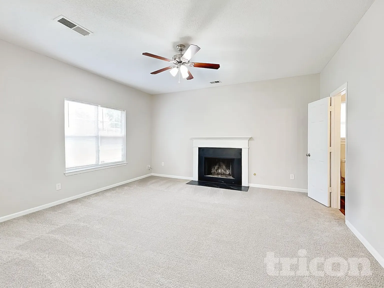 4002 Ward Lake Trail Ellenwood GA — Photo 3