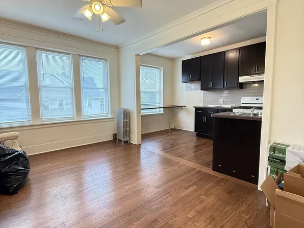 2053 N Sawyer Ave Floor 2, Chicago, IL 60647