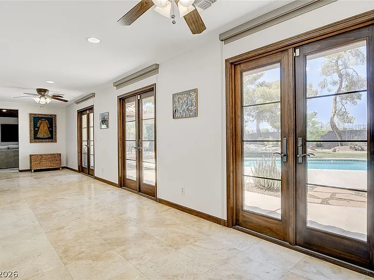 408 Lacy Ln — Photo 21