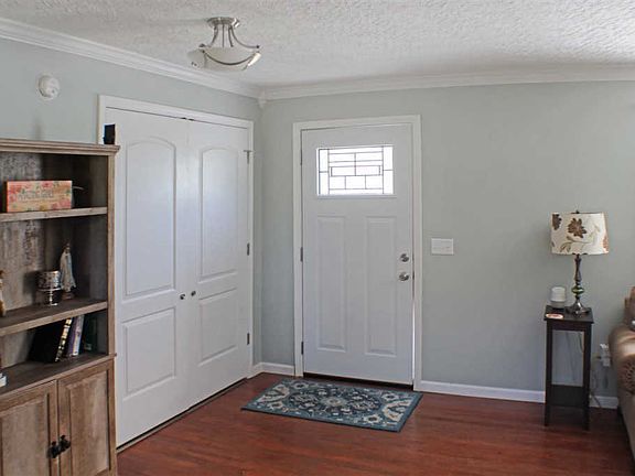 5th image of 113 Doris Ave