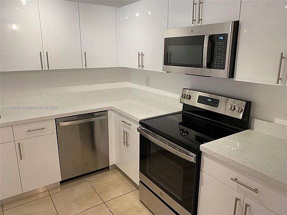 2nd image of 6940 Miami Gardens Dr APT 1-231