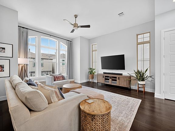 4th image of 1850 Wood Ledge Pl