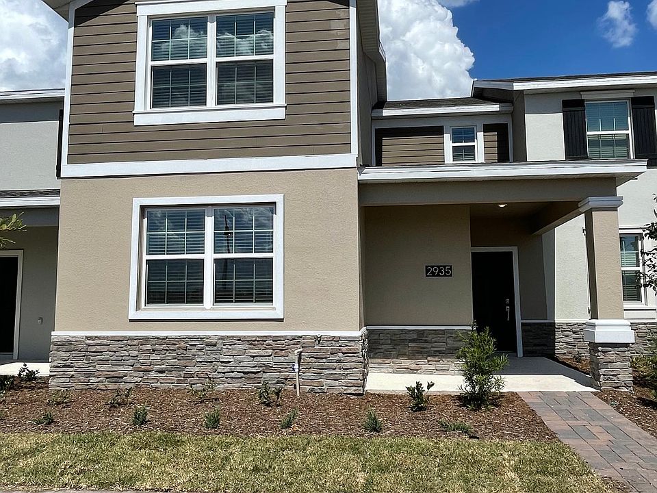 1st image of 3012 Villa Way Cir